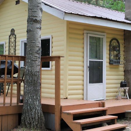 Madawaska Algonquin'S Edge Resort מראה חיצוני תמונה